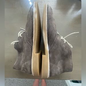 Tommy Hilfiger Chelsea boots brown size 10us used like new